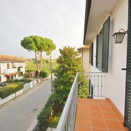 Raffinato Attico Vicino Al Mare Con Solarium Lido Di 카마이오레 외부 사진